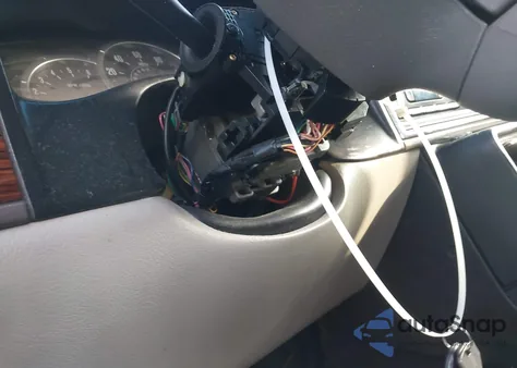 2003 Cadillac Escalade Standard from USA, damaged, VIN 1GYEC63T53R291546